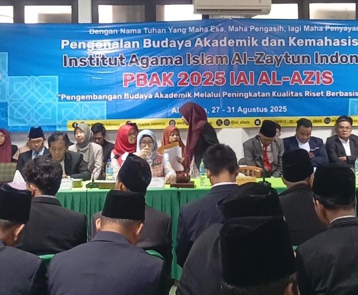 Meriah! IAI AL-AZIS Gelar PBAK 2025, Kenalkan Ratusan Mahasiswa Baru dengan Konsep Riset Berbasis L-STEAM